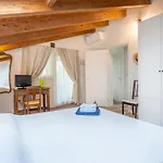 Guesthost - Casa Di Dino Udine Terenzano Apartman *
