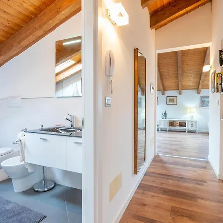 Apartman Guesthost - Casa Di Dino Udine Terenzano *