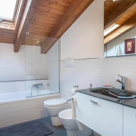 Guesthost - Casa Di Dino Udine Terenzano Apartman *
